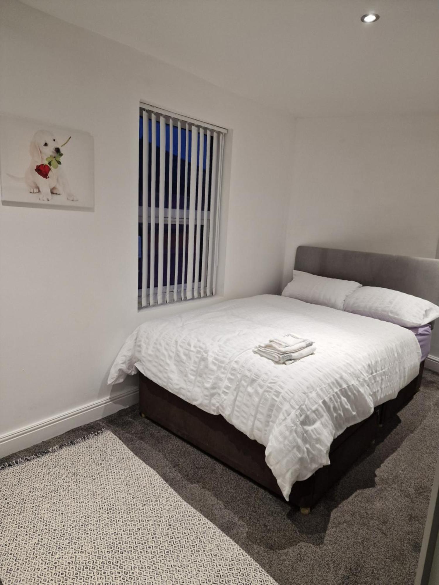 Beautiful Double Bedroom Liverpool Buitenkant foto