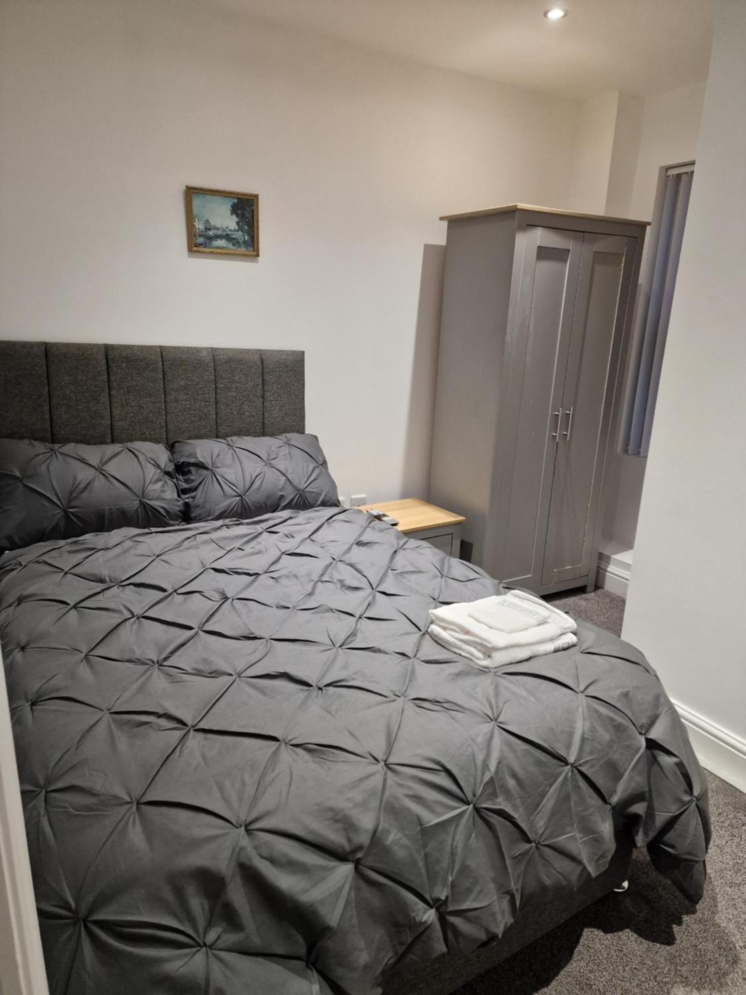Beautiful Double Bedroom Liverpool Buitenkant foto